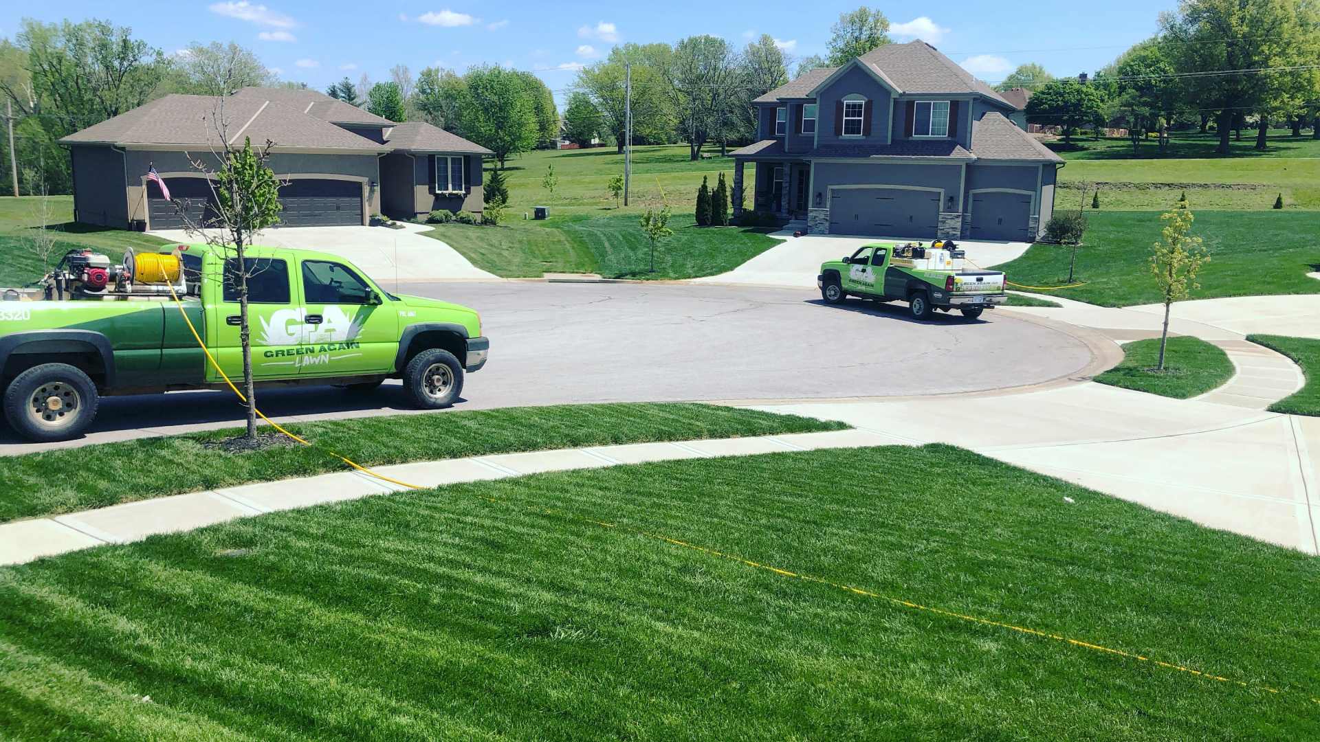Green lawns that were serviced by Green Again professionals in Lenexa, KS.