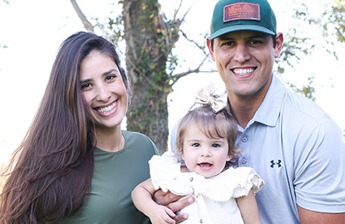 Thiago Guilherme, owner of Green Again Lawn Missouri, and family.